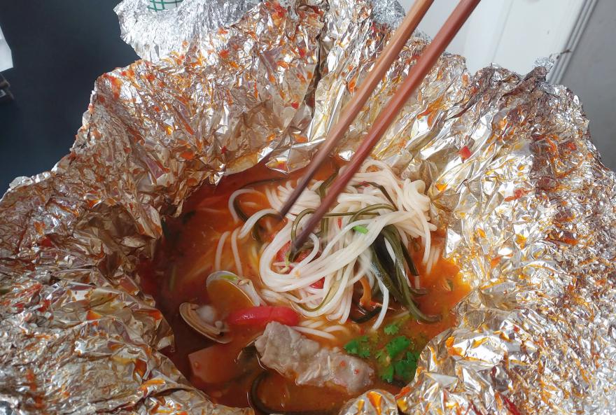 吃花甲米線的時候經常嚼到砂，花甲清洗方法有哪些