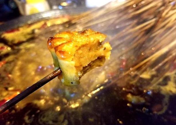 火鍋串串香月餅，別有一番驚異滋味，值得嘗試