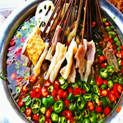 成都正宗缽缽雞培訓(xùn),學(xué)員在實踐中學(xué)會