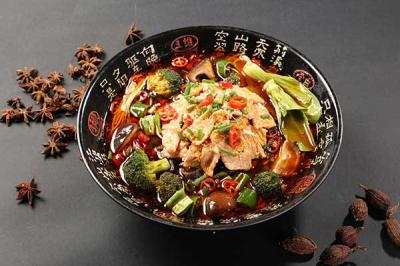 冒菜培訓班哪家好價格便宜？炒制底料的注意事項