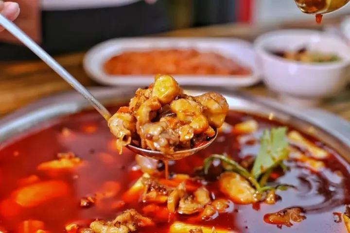 成都鹵水串串技術(shù)培訓(xùn)哪家好？成都辣鹵技術(shù)培訓(xùn)班