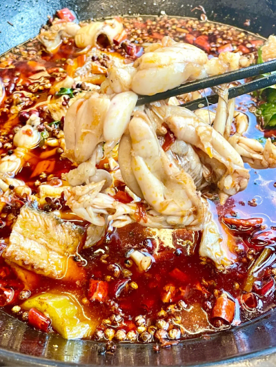 成都學美蛙魚火鍋技術(shù)培訓哪家好？