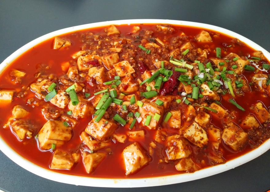 小吃培訓(xùn)哪個(gè)學(xué)校好點(diǎn)？成都餐飲小吃技術(shù)培訓(xùn)