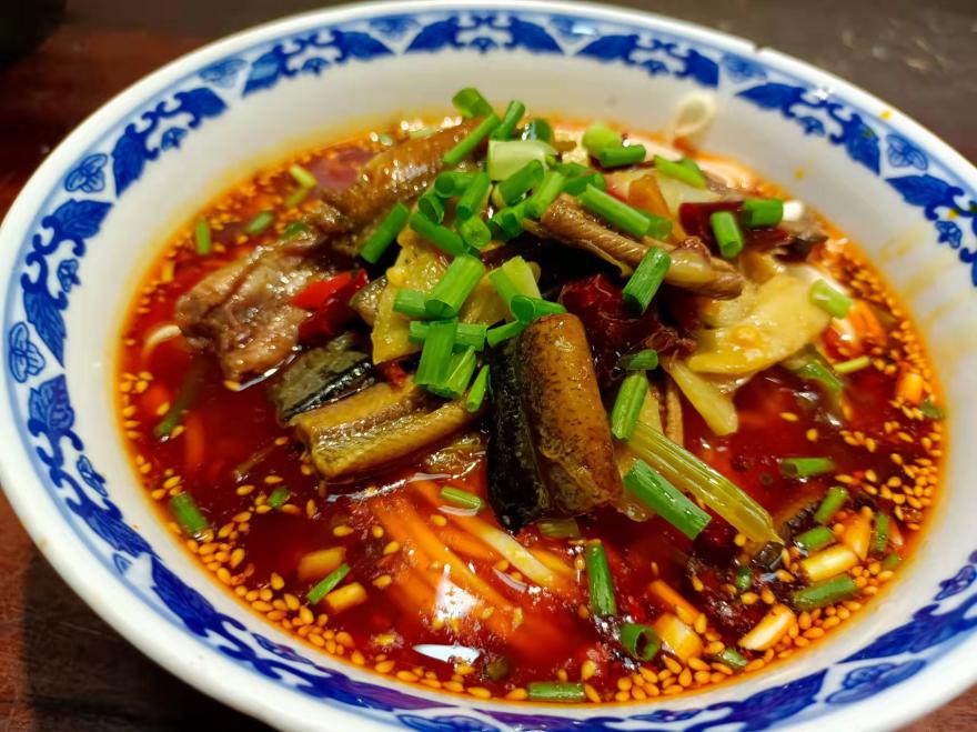 培訓美食小吃學校有哪些？成都美食小吃培訓學校班