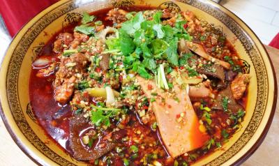 成都冒菜培訓(xùn)學(xué)校怎樣？培訓(xùn)冒菜機構(gòu)的資質(zhì)與口碑