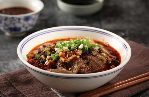 冒菜技術培訓哪里好一點？成都蜀味緣冒菜培訓