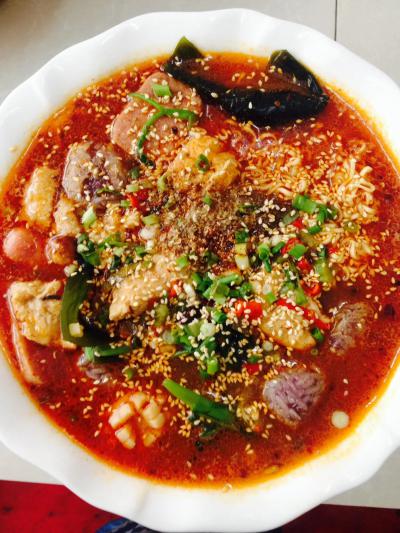 成都冒菜實體店培訓(xùn)哪家好？成都冒菜培訓(xùn)費用解析